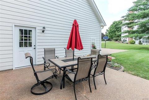 614 Loughmor Pass, Weldon Spring, MO 63304 photo 43