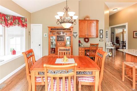 614 Loughmor Pass, Weldon Spring, MO 63304 photo 13