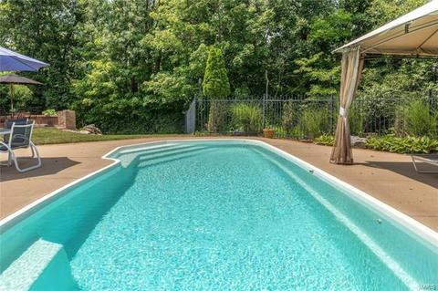 1201 Kiefer Woods Cir, Ballwin, MO 63021 photo 10