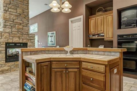 1201 Kiefer Woods Cir, Ballwin, MO 63021 photo 46