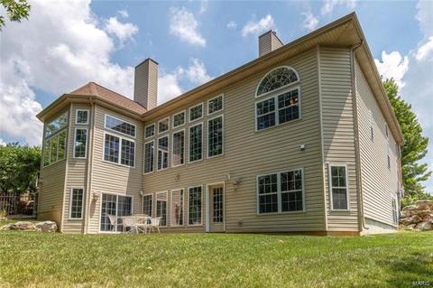 1201 Kiefer Woods Cir, Ballwin, MO 63021 photo 16