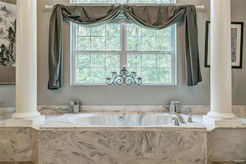 1201 Kiefer Woods Cir, Ballwin, MO 63021 photo 36