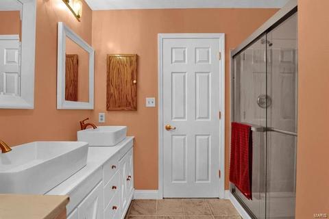 638 Oak Springs Trail Dr, Ballwin, MO 63021 photo 11