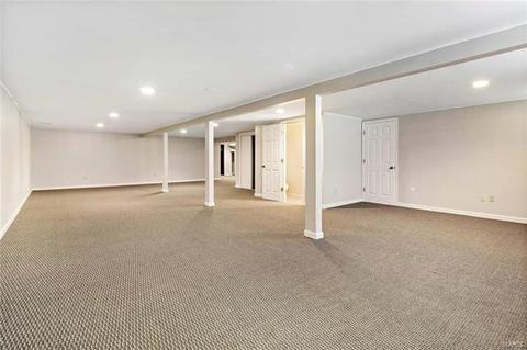 1305 Rusticview Dr, Ballwin, MO 63011 photo 15