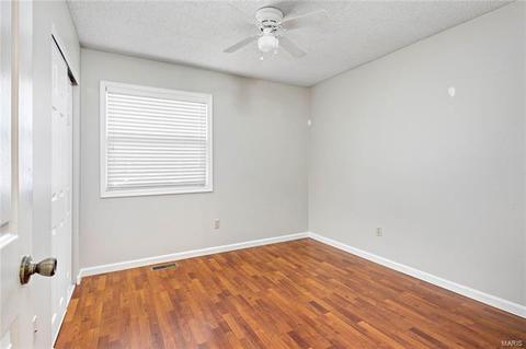 1305 Rusticview Dr, Ballwin, MO 63011 photo 12