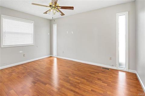 1305 Rusticview Dr, Ballwin, MO 63011 photo 9