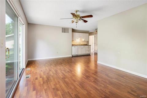 1305 Rusticview Dr, Ballwin, MO 63011 photo 7