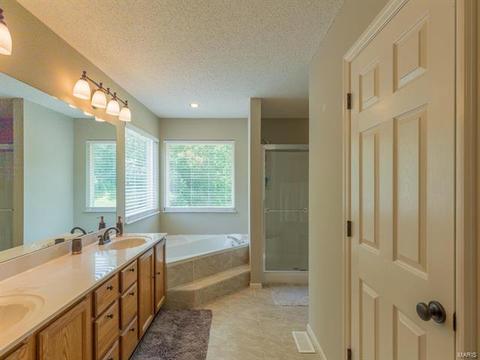6 Ringway Ct, Saint Charles, MO 63303 photo 30