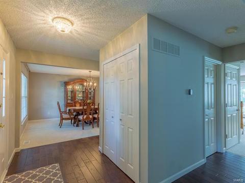 6 Ringway Ct, Saint Charles, MO 63303 photo 7