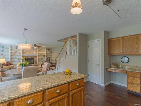6 Ringway Ct, Saint Charles, MO 63303 photo 12