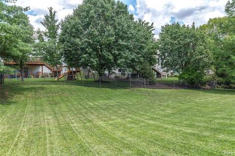 717 Castle Pines Dr, Ballwin, MO 63021 photo 37