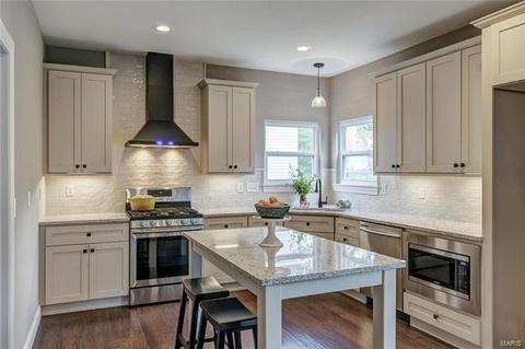 717 Castle Pines Dr, Ballwin, MO 63021 photo 14