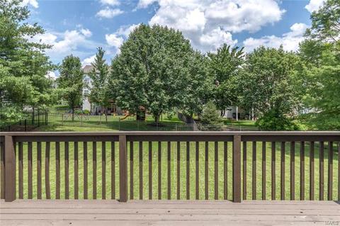 717 Castle Pines Dr, Ballwin, MO 63021 photo 35