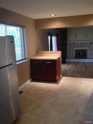 1217 Holgate Dr, Ballwin, MO 63021 photo 6