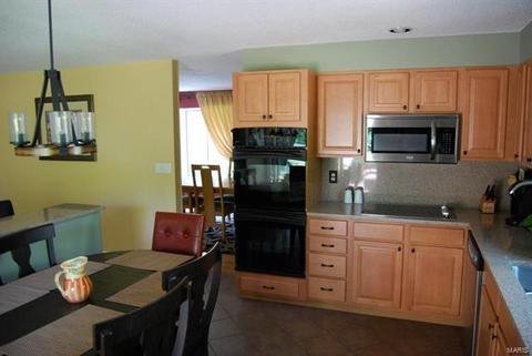 736 Jares Ct, Ballwin, MO 63011 photo 12