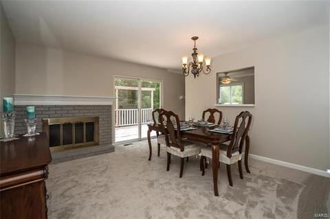 311 Stephanie Ln, Manchester, MO 63011 photo 11