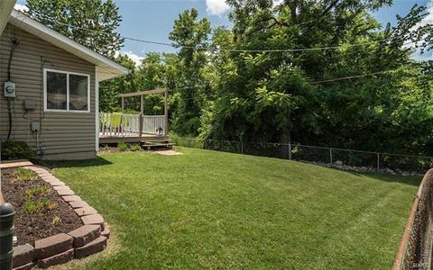 311 Stephanie Ln, Manchester, MO 63011 photo 31