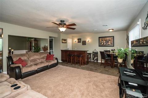 25 Pas Dr, Manchester, MO 63021 photo 4