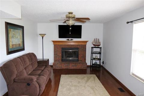 19 President Dr, O'fallon, MO 63368 photo 9