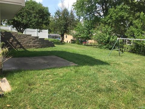 324 New Ballwin Dr, Ballwin, MO 63021 photo 18