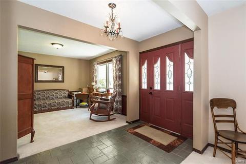585 Rolling Glen Ln, Ballwin, MO 63011 photo 5