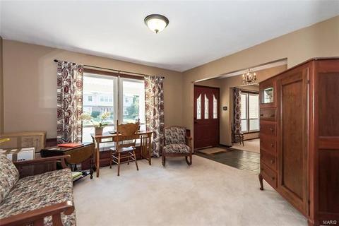 585 Rolling Glen Ln, Ballwin, MO 63011 photo 10