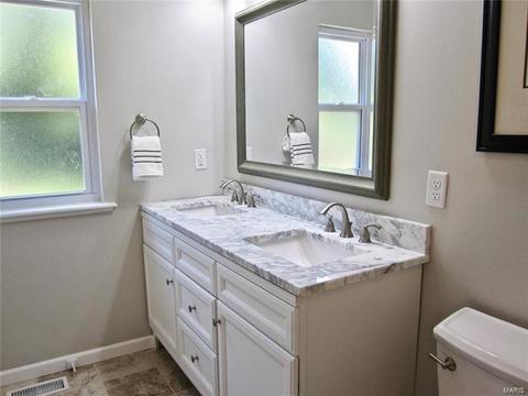 706 Clayworth Dr, Ballwin, MO 63011 photo 27