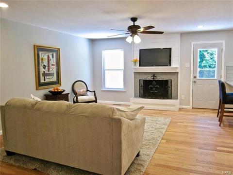 706 Clayworth Dr, Ballwin, MO 63011 photo 11