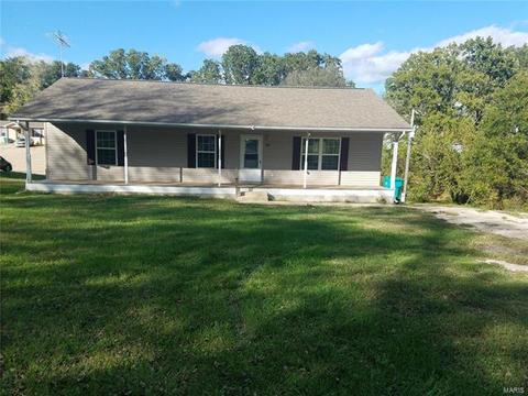567 Walnut, Bourbon, MO 65441 photo 1