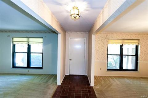 1514 Towne Dr, Ellisville, MO 63011 photo 3