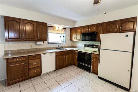 1514 Towne Dr, Ellisville, MO 63011 photo 15