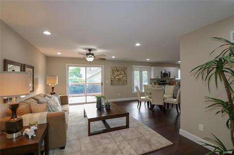 1 Chevington Ct, Ballwin, MO 63011 photo 5