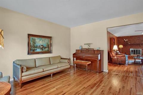 1001 Mallow, Ellisville, MO 63011 photo 4