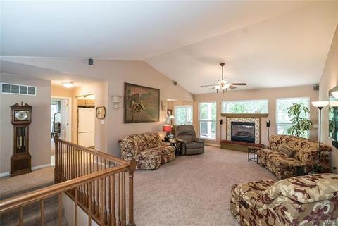 424 Rascal Xing, O'fallon, MO 63366 photo 4