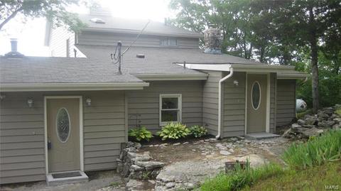335 Crest Dr, Ballwin, MO 63021 photo 2