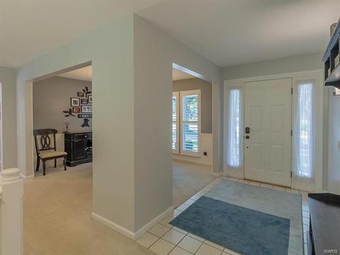2 Sugar Hill Ct, Manchester, MO 63021 photo 3