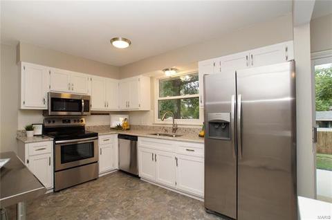 581 Bridgebend Rd, Manchester, MO 63021 photo 5