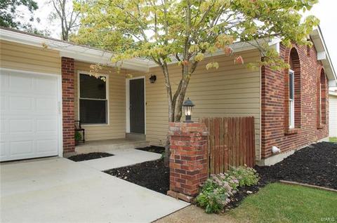 581 Bridgebend Rd, Manchester, MO 63021 photo 1