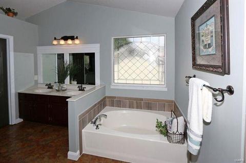 17126 Elm Trail Dr, Eureka, MO 63025 photo 23