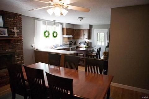 62 Hickory Hill Dr, Eureka, MO 63025 photo 8