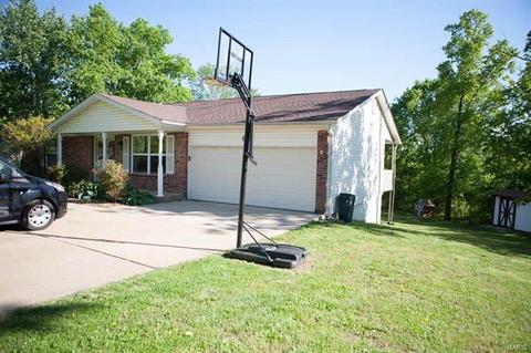 62 Hickory Hill Dr, Eureka, MO 63025 photo 2