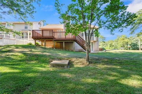 1087 Johanna Dr, Ballwin, MO 63021 photo 30