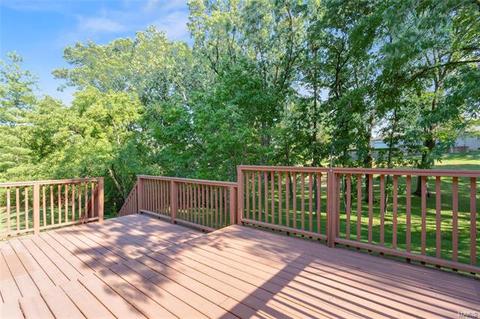 1087 Johanna Dr, Ballwin, MO 63021 photo 28
