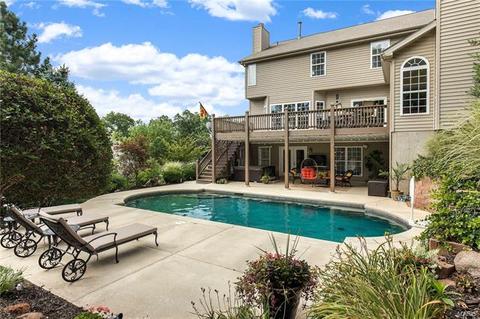 1007 Kiefer Ridge Dr, Ballwin, MO 63021 photo 2