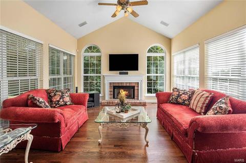 1007 Kiefer Ridge Dr, Ballwin, MO 63021 photo 16