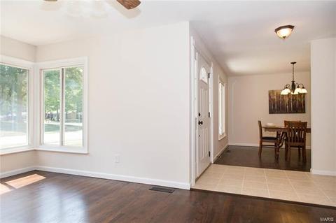 500 Iron Lantern Dr, Ballwin, MO 63011 photo 10