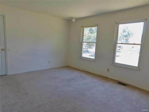300 Stephanie Ln, Manchester, MO 63011 photo 16