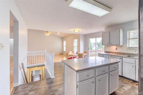 159 Bright Gem Dr, Saint Charles, MO 63304 photo 10