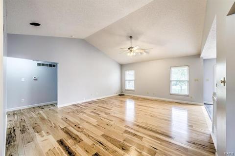 159 Bright Gem Dr, Saint Charles, MO 63304 photo 5