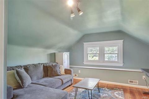 301 E Swon Ave, Saint Louis, MO 63119 photo 31